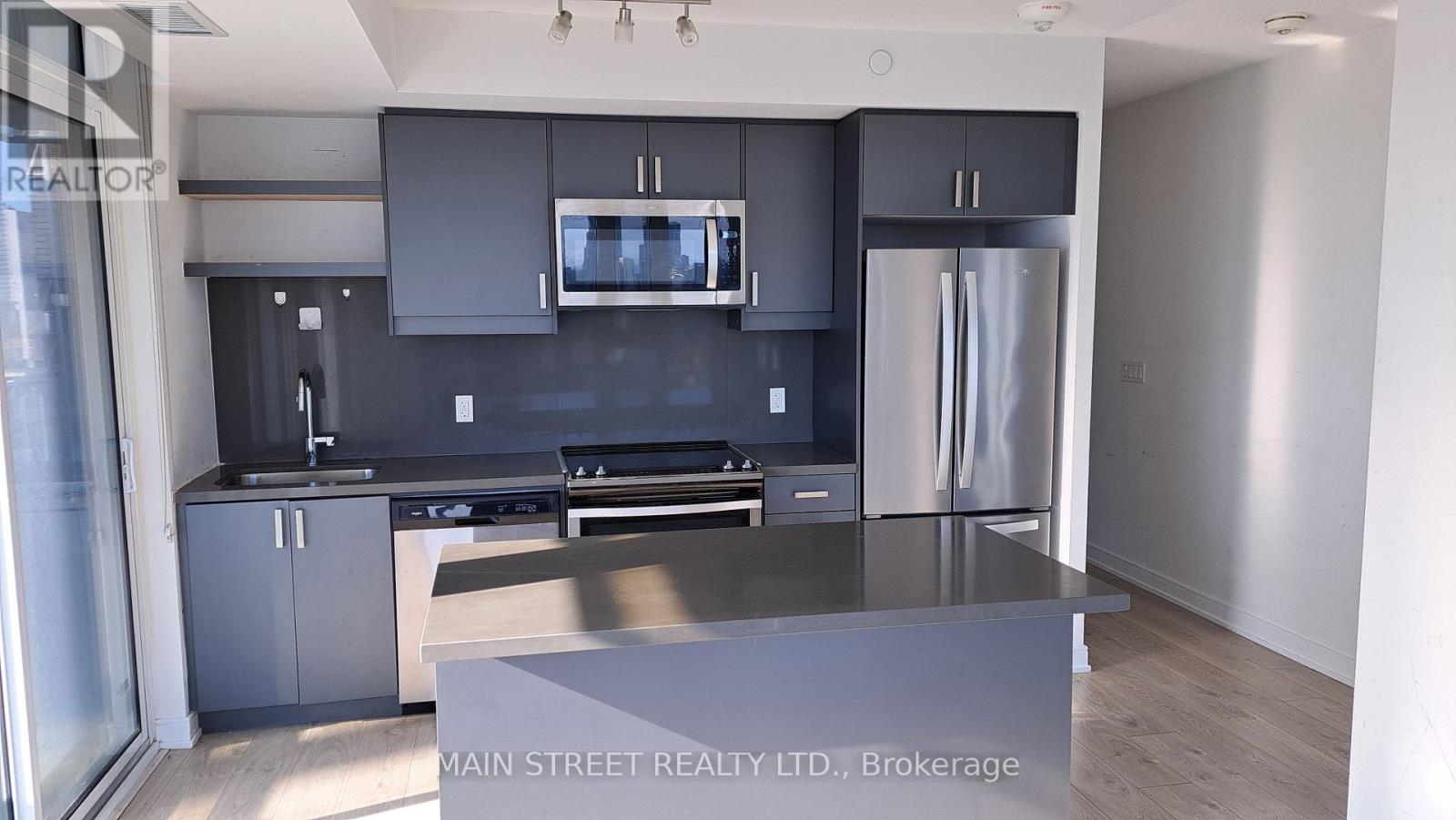 3710 - 50 Wellesley Street E, Toronto, Ontario  M4Y 1G2 - Photo 6 - C12439538