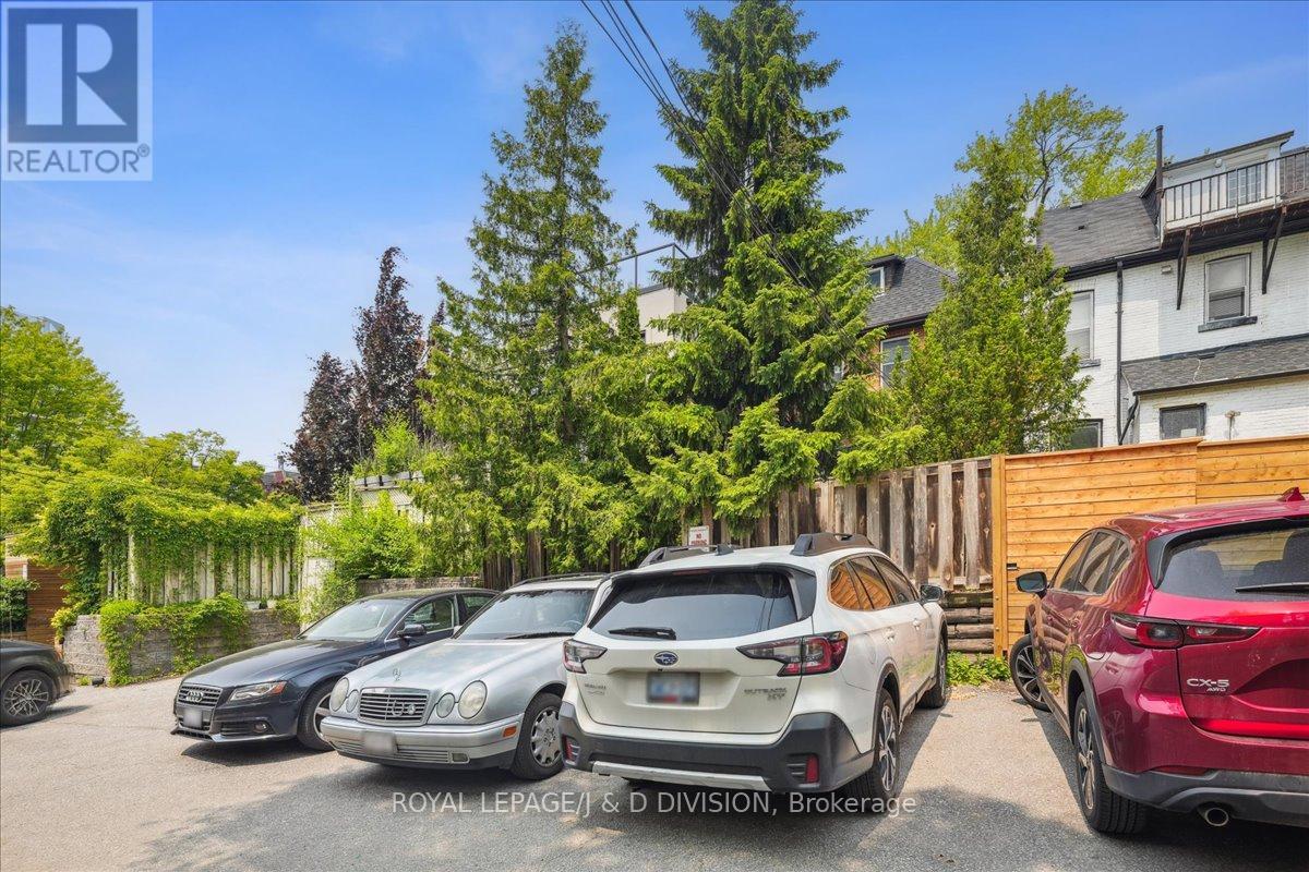 51 Chicora Avenue, Toronto, Ontario  M5R 1T7 - Photo 42 - C12439574