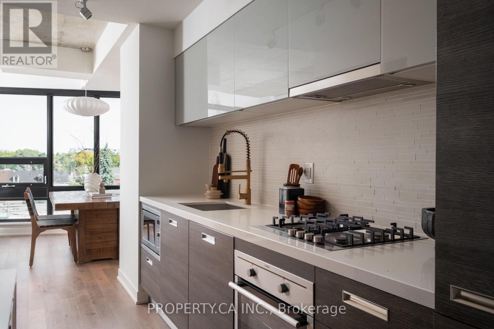 507 - 1239 Dundas Street W, Toronto, Ontario  M6J 1X6 - Photo 11 - C12439634