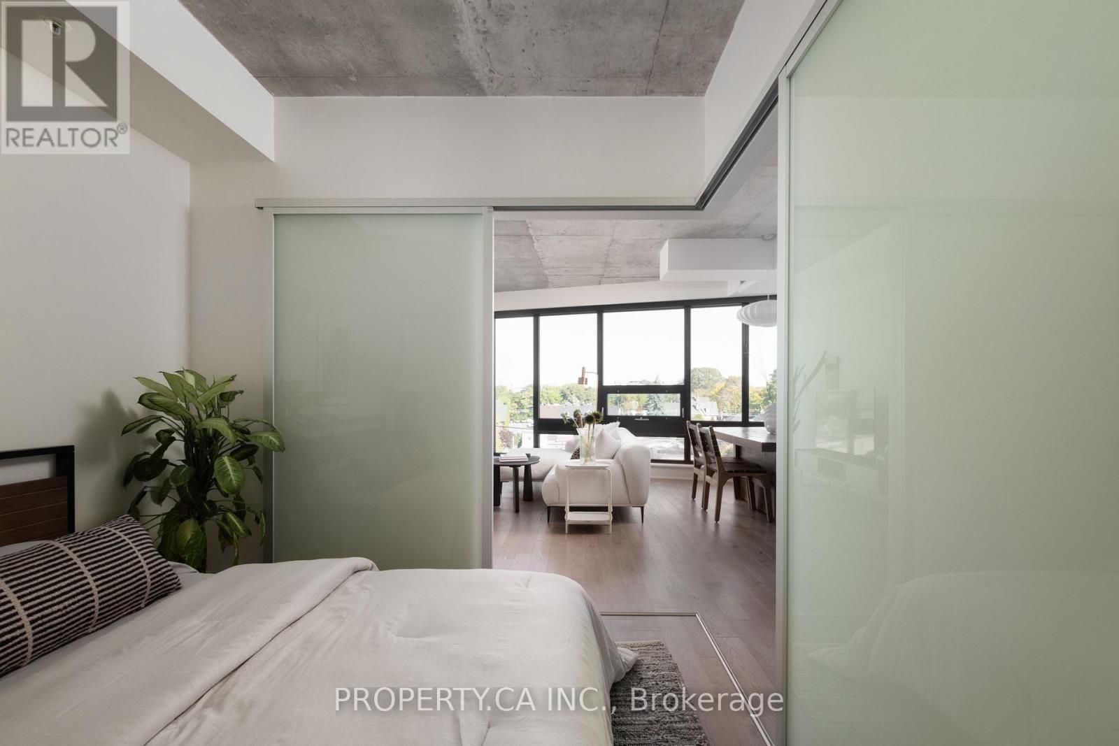 507 - 1239 Dundas Street W, Toronto, Ontario  M6J 1X6 - Photo 15 - C12439634