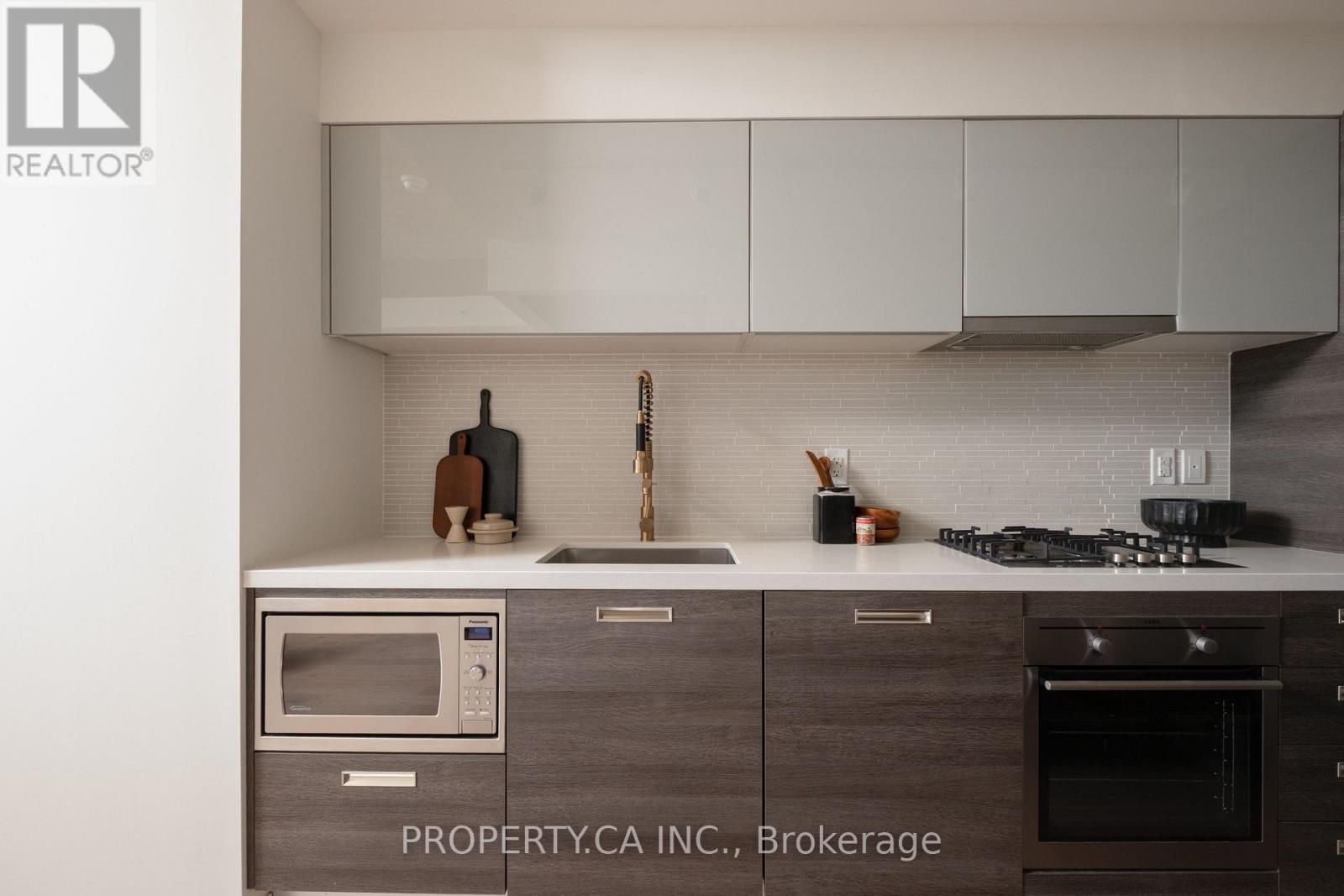 507 - 1239 Dundas Street W, Toronto, Ontario  M6J 1X6 - Photo 9 - C12439634