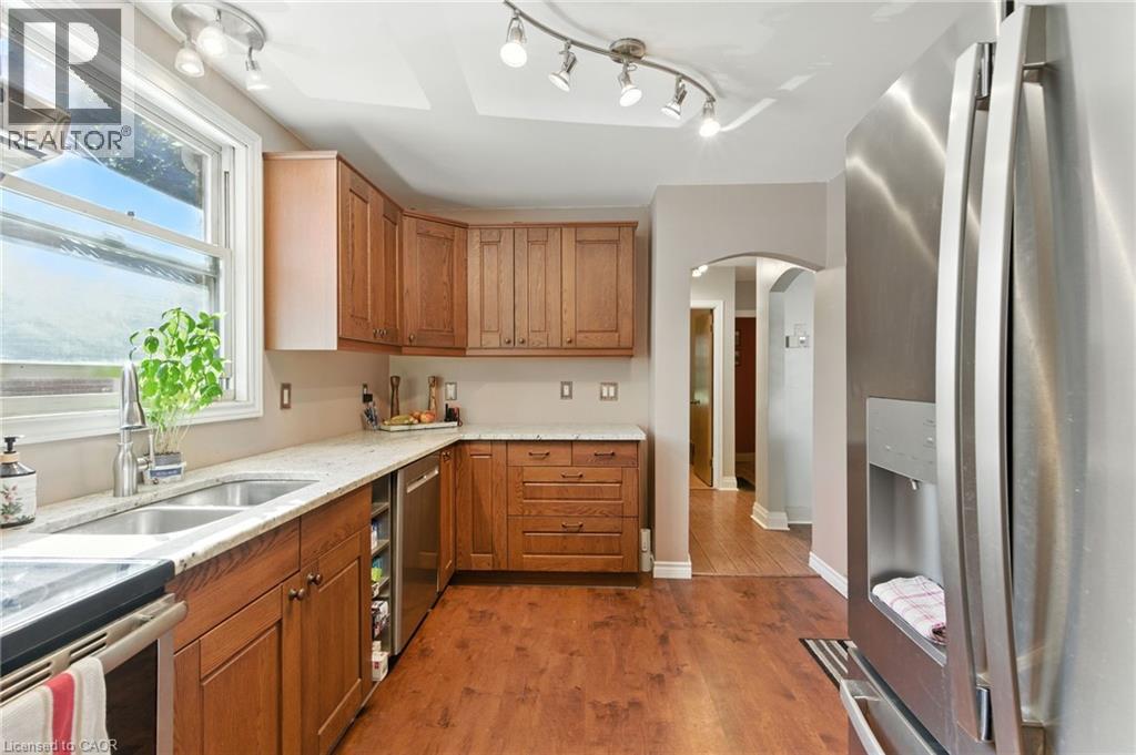 608 Fennell Avenue E, Hamilton, Ontario  L8V 1T4 - Photo 10 - 40773594
