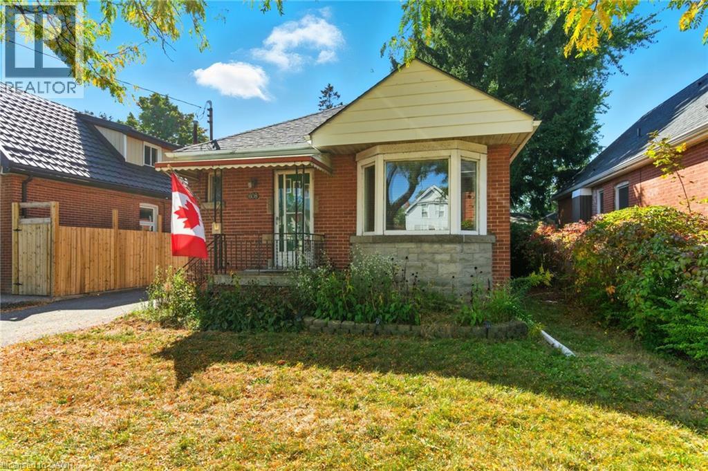 608 Fennell Avenue E, Hamilton, Ontario  L8V 1T4 - Photo 3 - 40773594