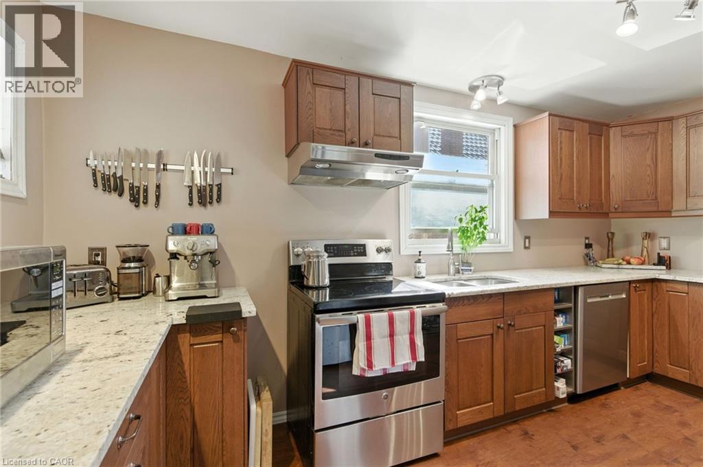 608 Fennell Avenue E, Hamilton, Ontario  L8V 1T4 - Photo 9 - 40773594
