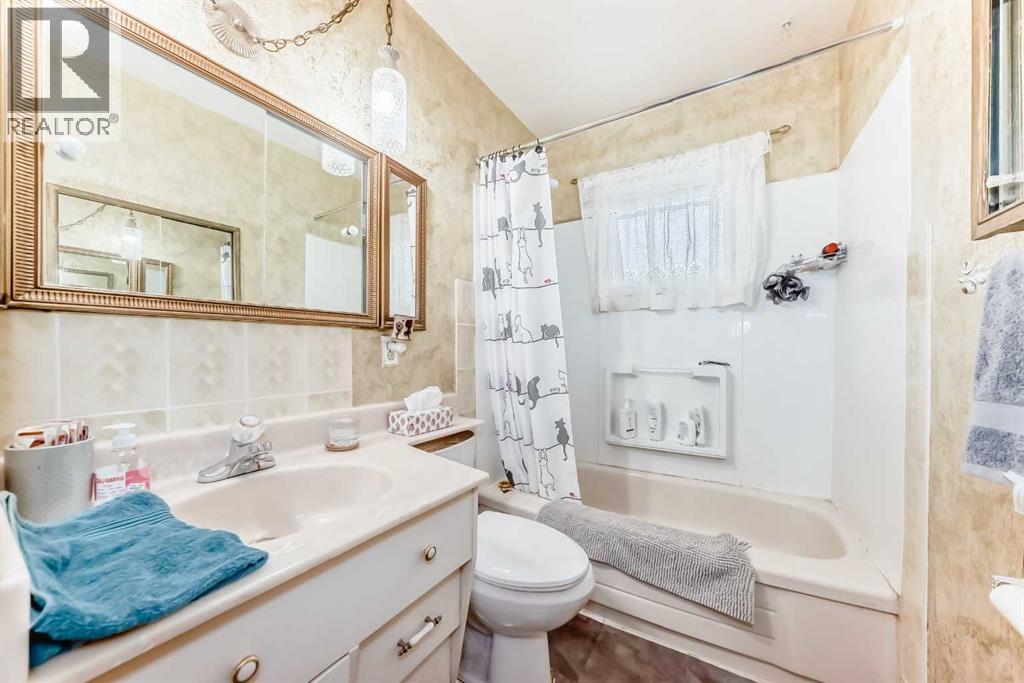 59 Rosewood Road Nw, Calgary, Alberta  T2K 1N3 - Photo 17 - A2261569