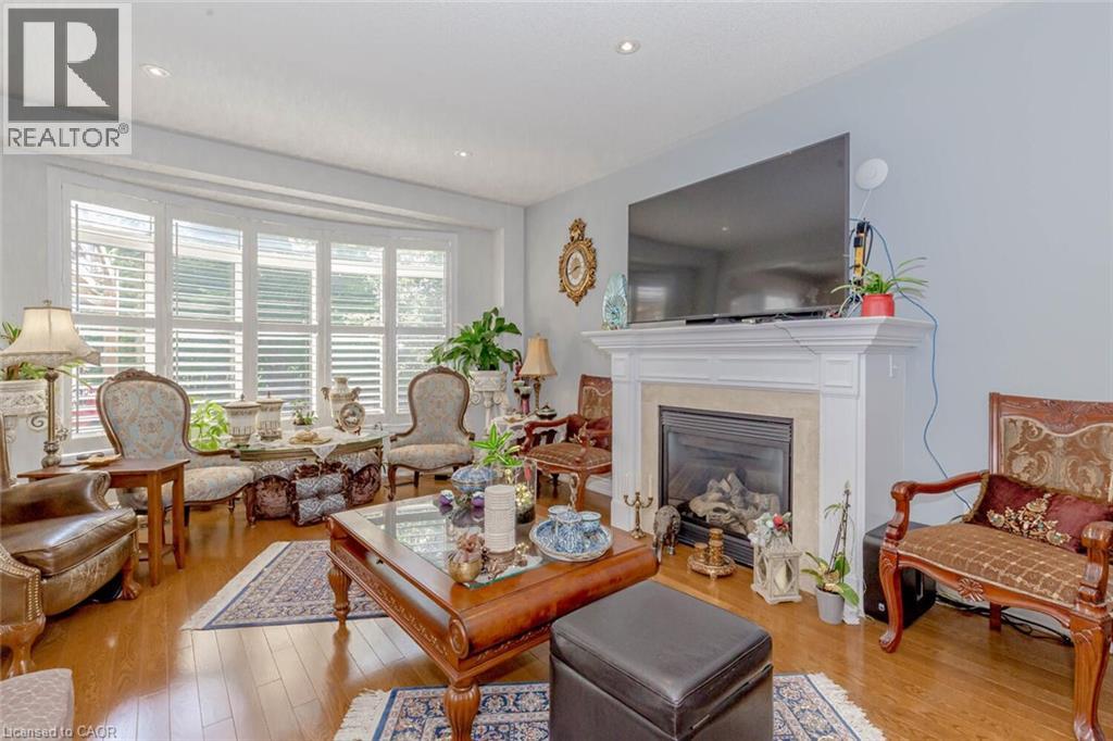 2224 Colonel William Parkway, Oakville, Ontario  L6M 0B6 - Photo 15 - 40720867
