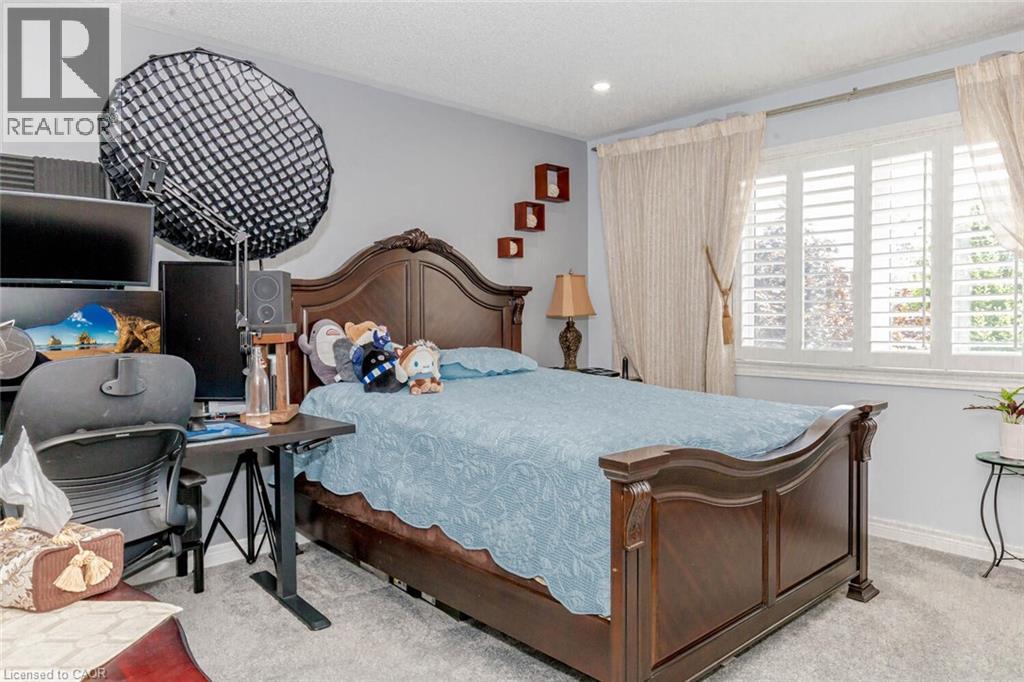 2224 Colonel William Parkway, Oakville, Ontario  L6M 0B6 - Photo 31 - 40720867