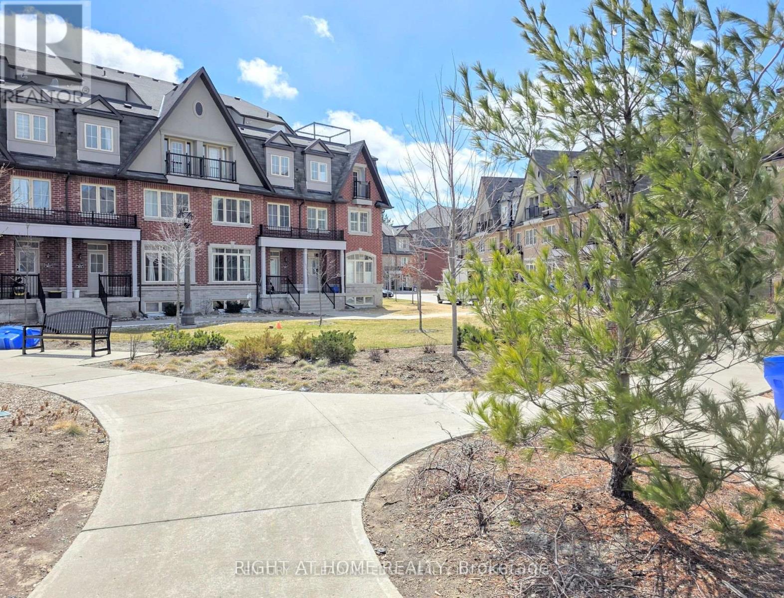 20 - 8 Eaton Park Lane, Toronto, Ontario  M1W 0A5 - Photo 11 - E12439481