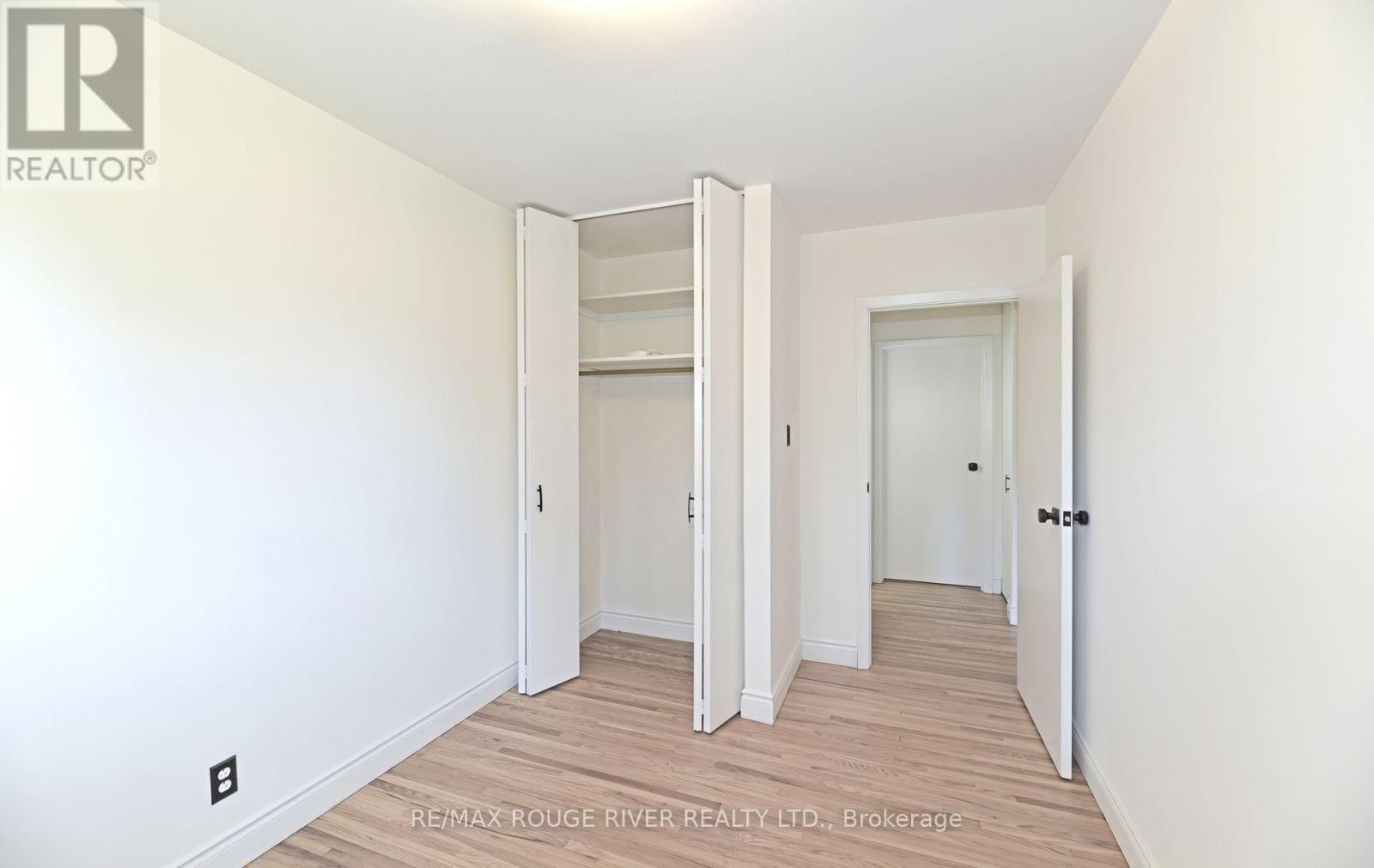 710 Kingfisher Drive, Pickering, Ontario  L1W 1X5 - Photo 16 - E12439489
