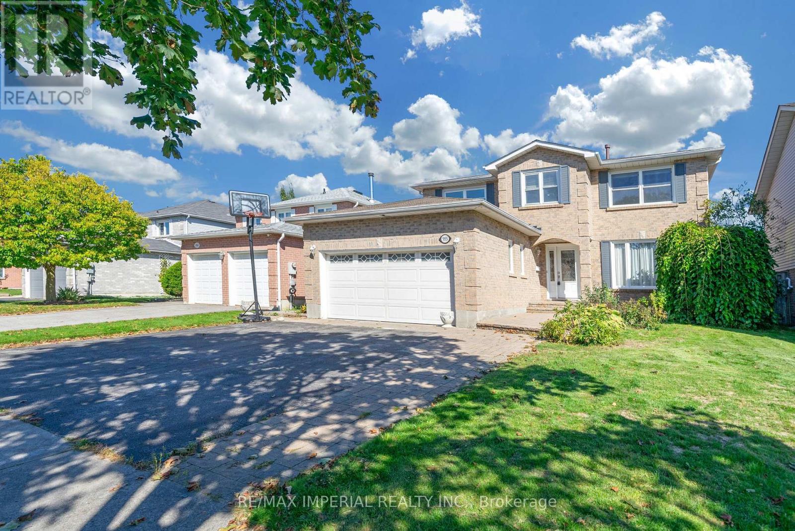 955 Snowbird Street, Oshawa, Ontario  L1J 8J8 - Photo 2 - E12439572