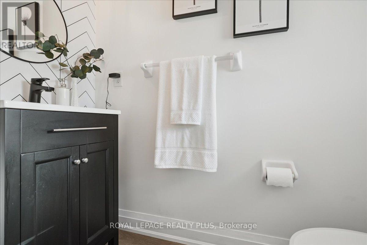 28 Aldonschool Court, Ajax, Ontario  L1S 0C5 - Photo 17 - E12439606
