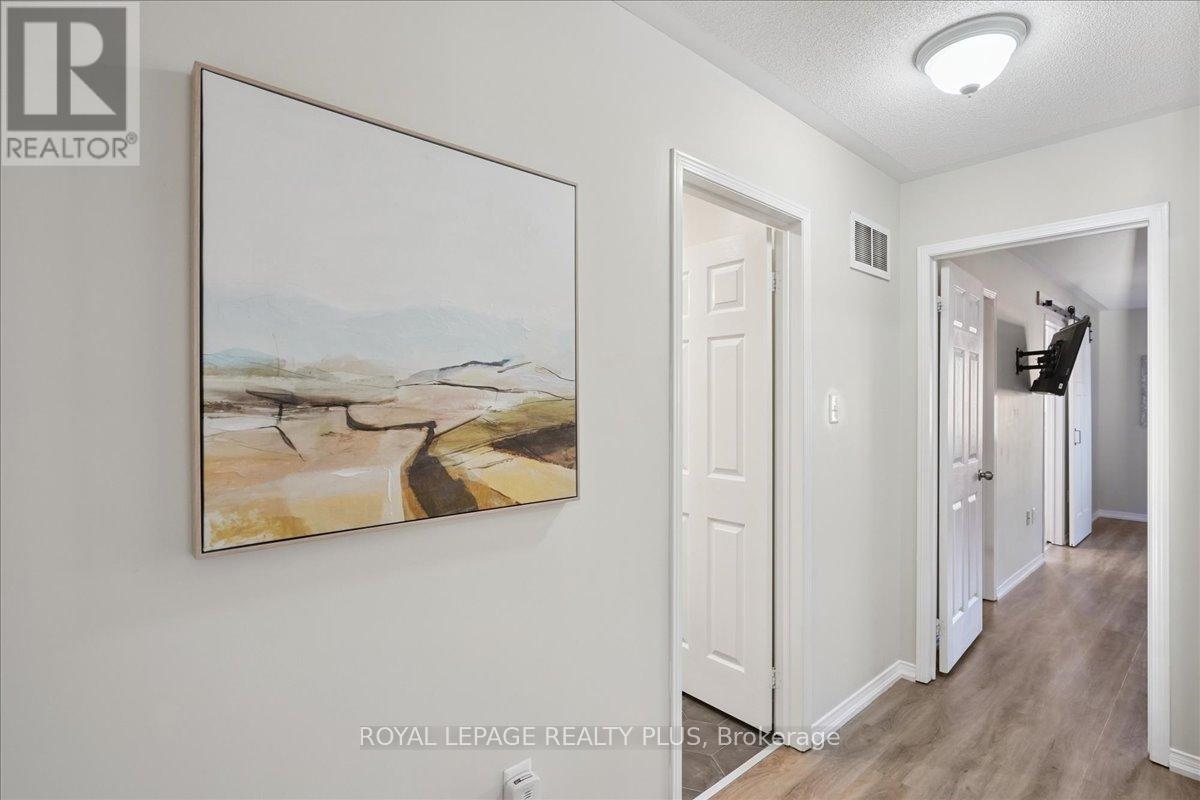 28 Aldonschool Court, Ajax, Ontario  L1S 0C5 - Photo 20 - E12439606