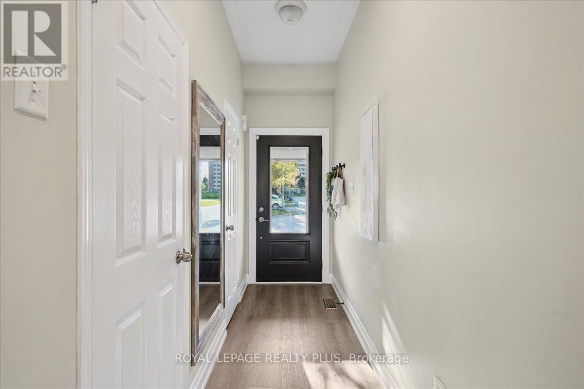28 Aldonschool Court, Ajax, Ontario  L1S 0C5 - Photo 7 - E12439606