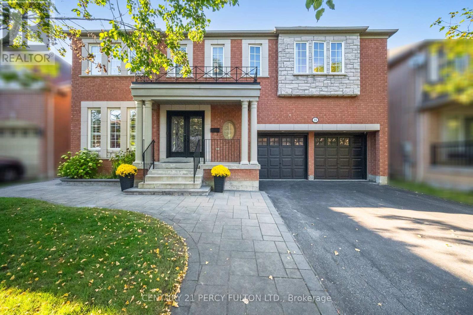 35 Goodhart Crescent, Ajax, Ontario  L1T 4H9 - Photo 1 - E12439668