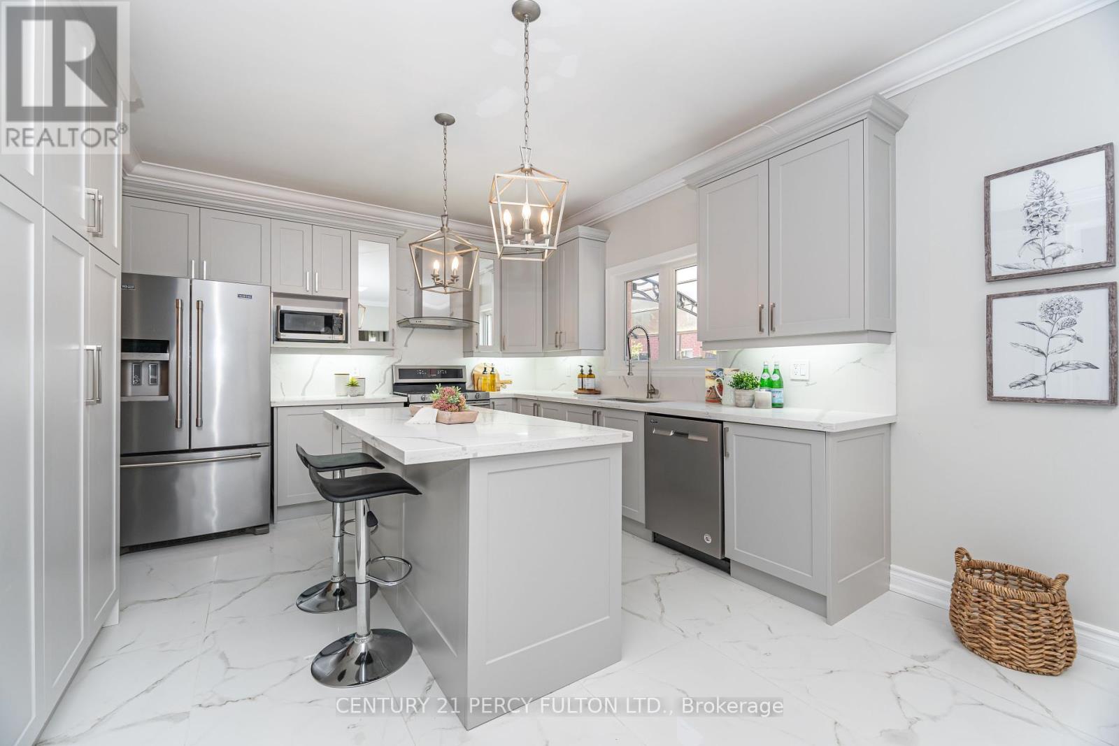 35 Goodhart Crescent, Ajax, Ontario  L1T 4H9 - Photo 8 - E12439668