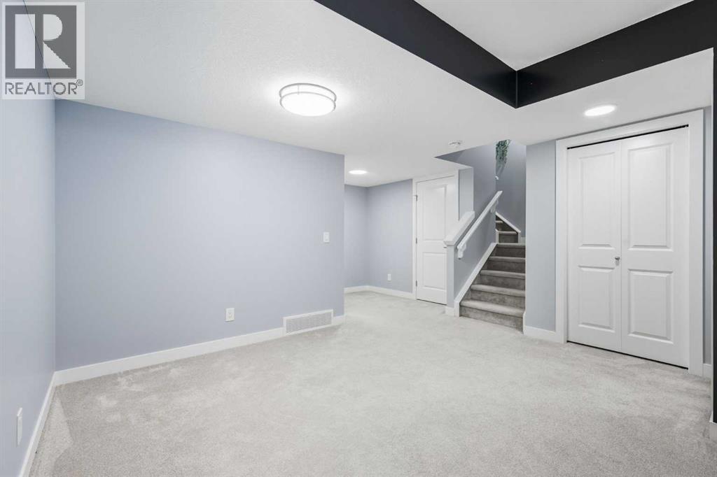 3 Emberside Garden, Cochrane, Alberta  T4C 2L8 - Photo 31 - A2258633