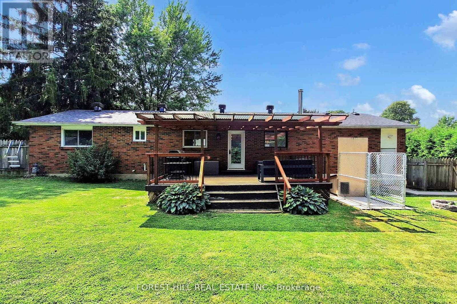 21 Lallien Drive, Bradford West Gwillimbury, Ontario  L0G 1B0 - Photo 30 - N12439491