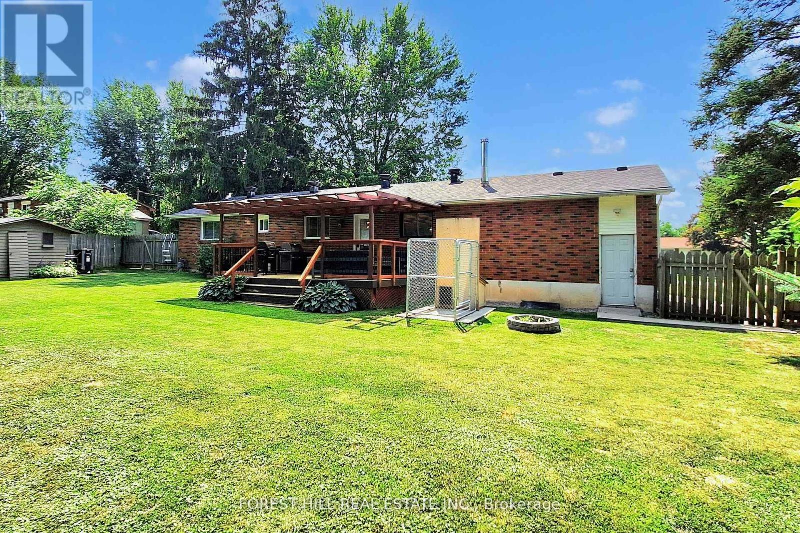 21 Lallien Drive, Bradford West Gwillimbury, Ontario  L0G 1B0 - Photo 32 - N12439491