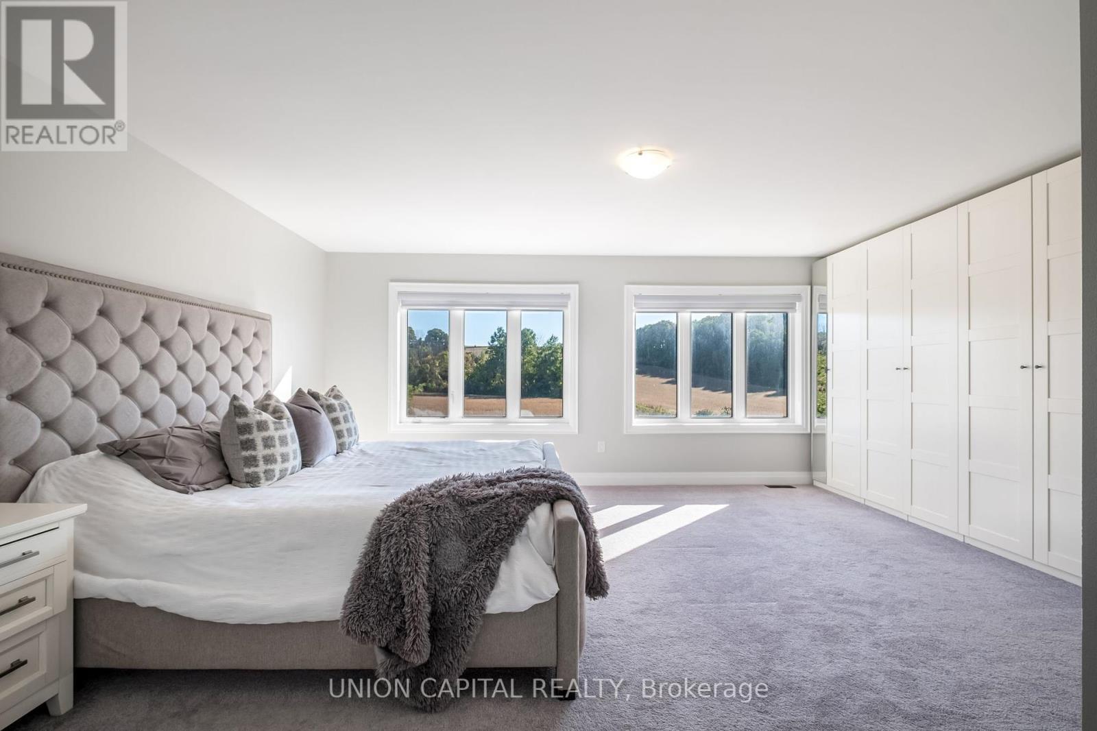 307 Silk Twist Drive, East Gwillimbury, Ontario  L9N 0V4 - Photo 14 - N12439658