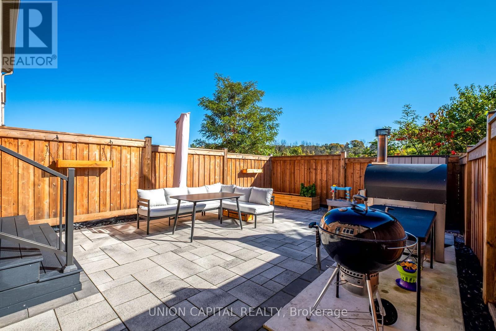 307 Silk Twist Drive, East Gwillimbury, Ontario  L9N 0V4 - Photo 23 - N12439658