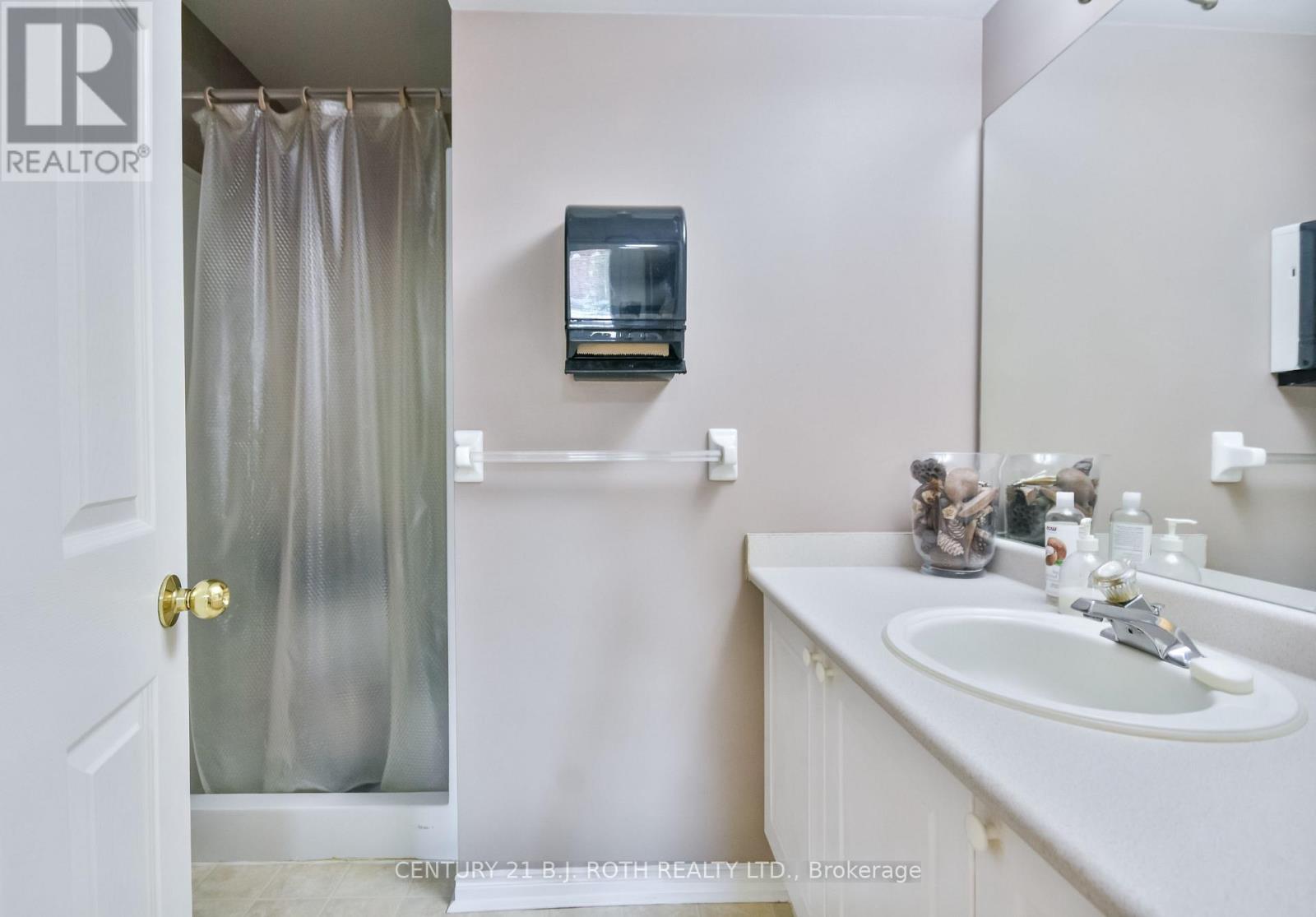 127 Golden Meadow Road, Barrie, Ontario  L4N 8K2 - Photo 19 - S12439594