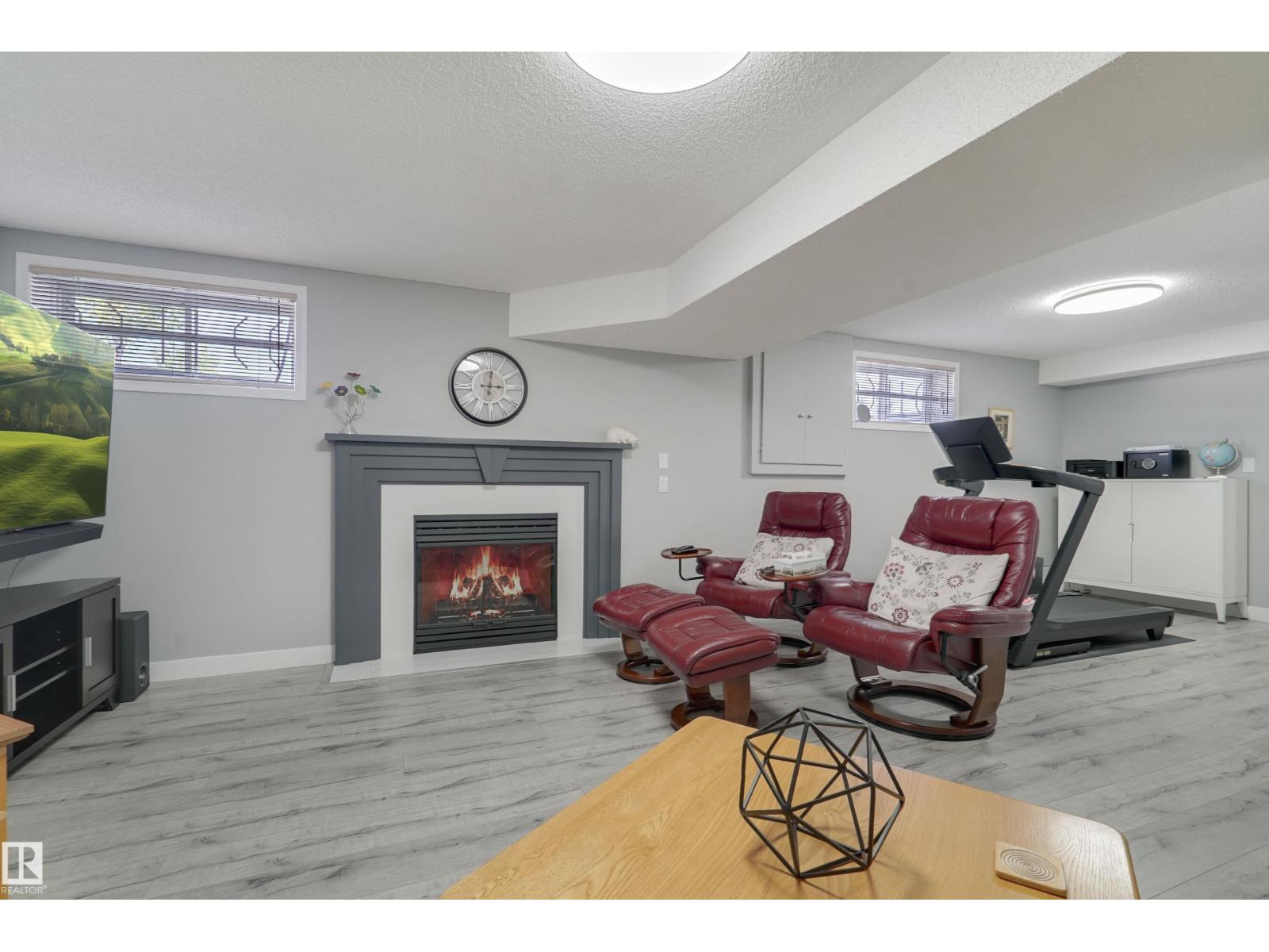 1038 Carter Crest Rd Nw, Edmonton, Alberta  T6R 2K2 - Photo 34 - E4460382