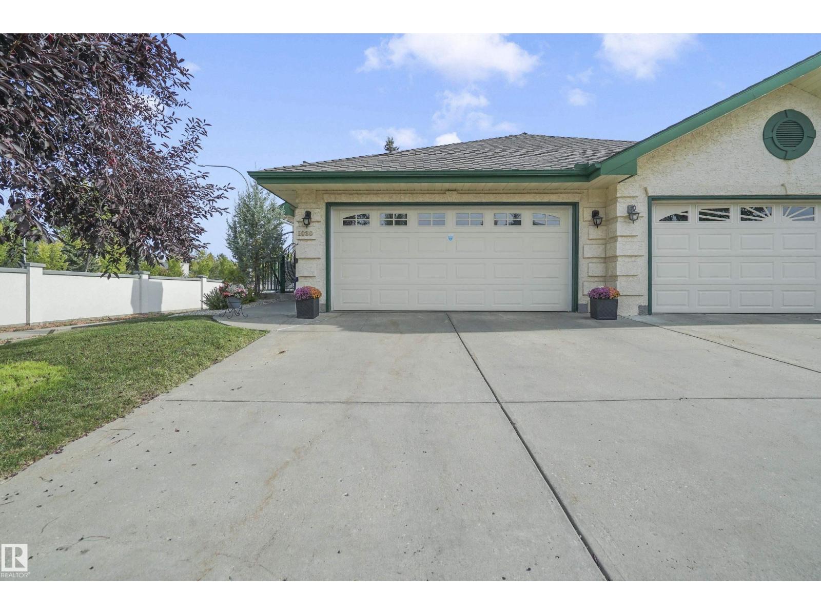 1038 Carter Crest Rd Nw, Edmonton, Alberta  T6R 2K2 - Photo 39 - E4460382