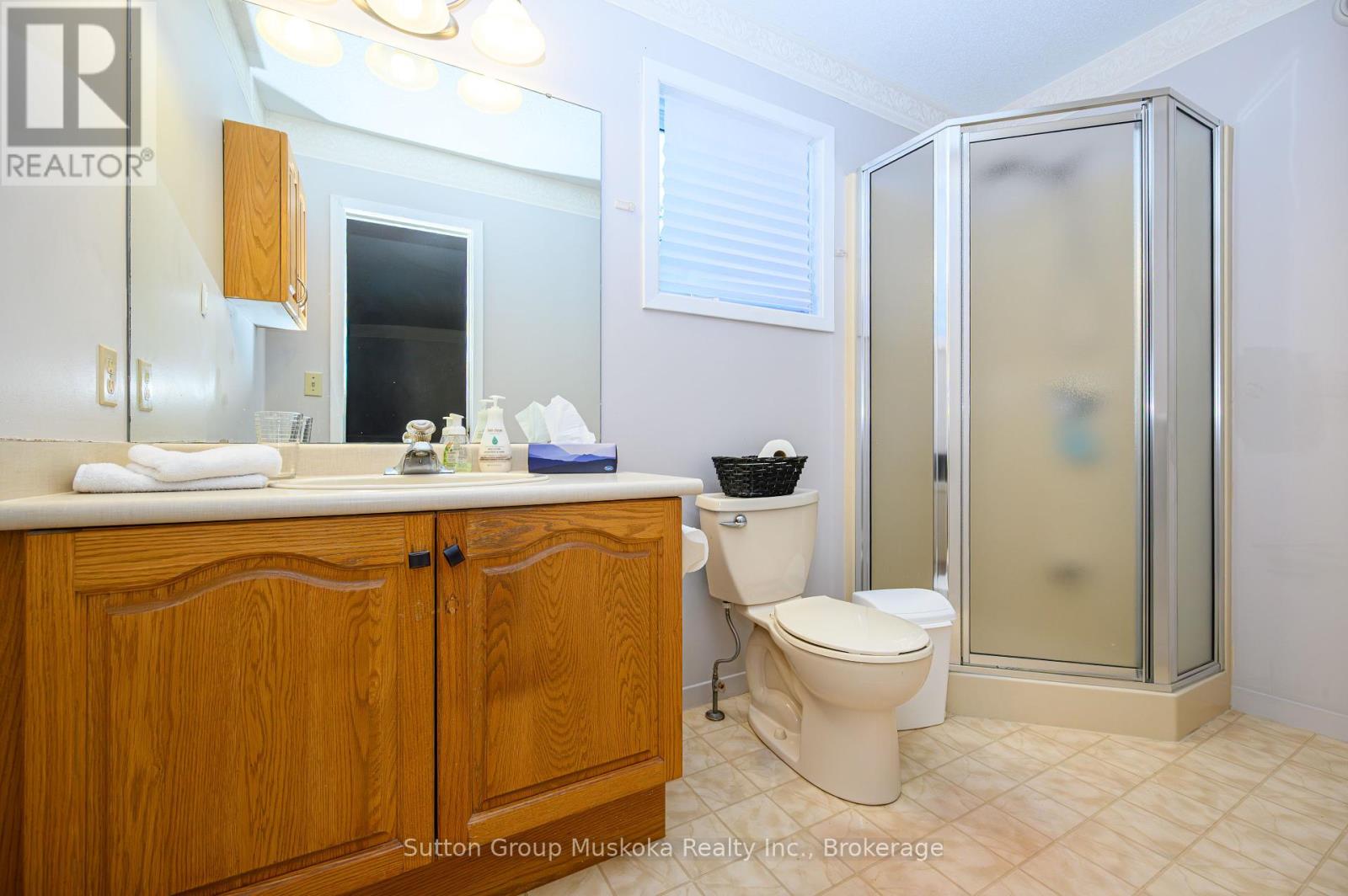 7 Glenwood Drive, Huntsville, Ontario  P1H 1B8 - Photo 17 - X12439363
