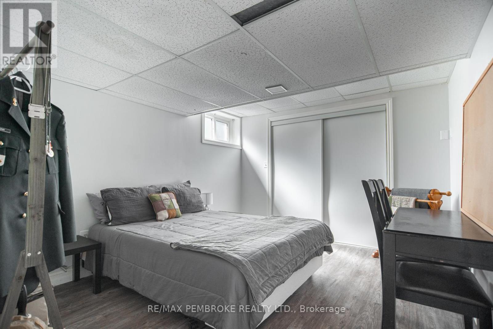 587 Moffat Street, Pembroke, Ontario  K8A 3Y2 - Photo 20 - X12439743