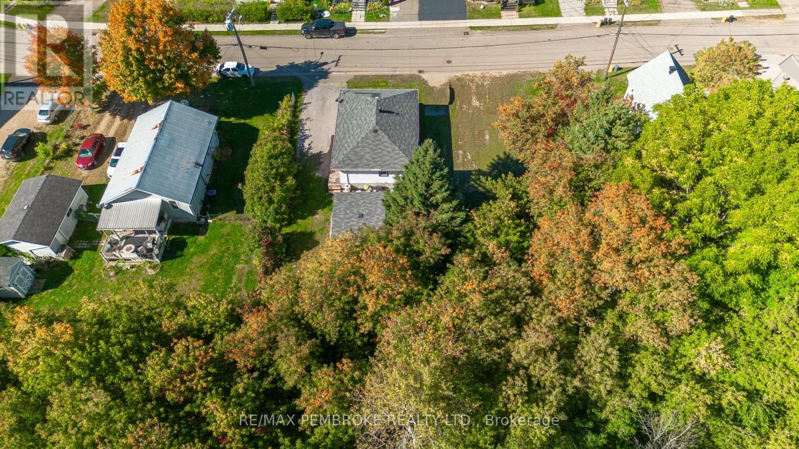 587 Moffat Street, Pembroke, Ontario  K8A 3Y2 - Photo 28 - X12439743