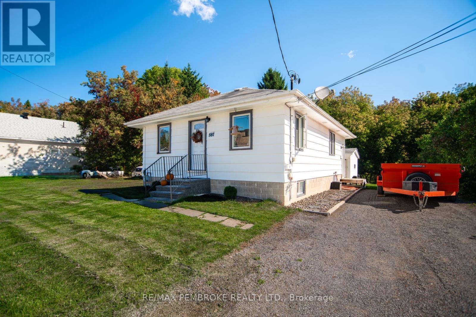 587 Moffat Street, Pembroke, Ontario  K8A 3Y2 - Photo 35 - X12439743