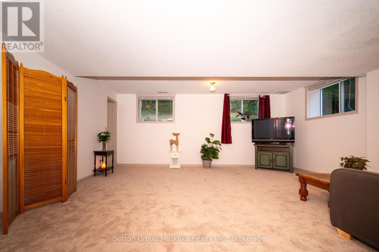 7 Glenwood Drive, Huntsville, Ontario  P1H 1B8 - Photo 22 - X12439363