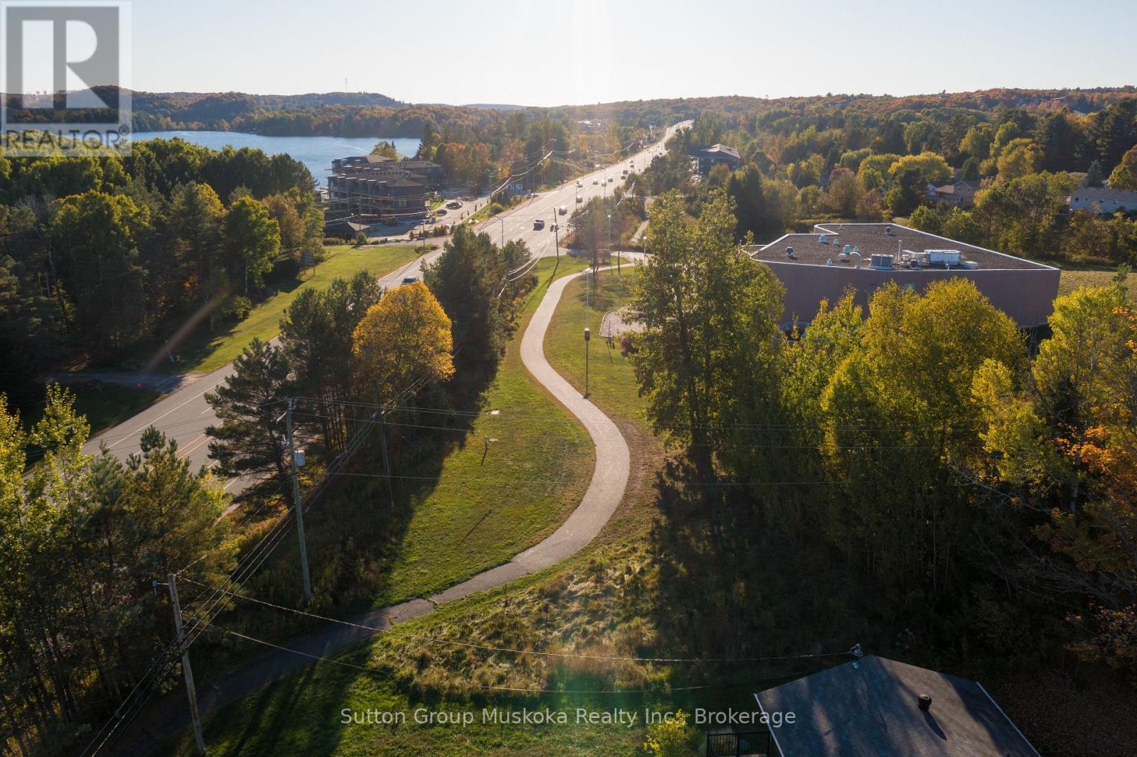 7 Glenwood Drive, Huntsville, Ontario  P1H 1B8 - Photo 44 - X12439363
