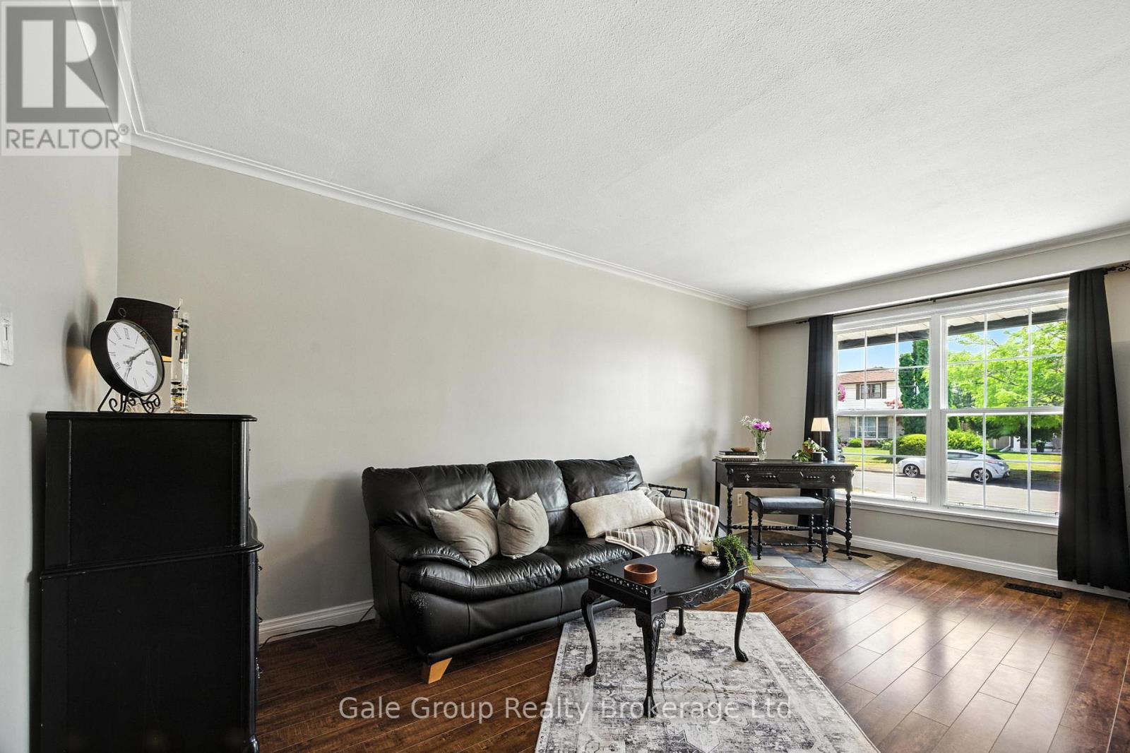 42 Moultrey Crescent, Halton Hills, Ontario  L7G 4N5 - Photo 10 - W12439763