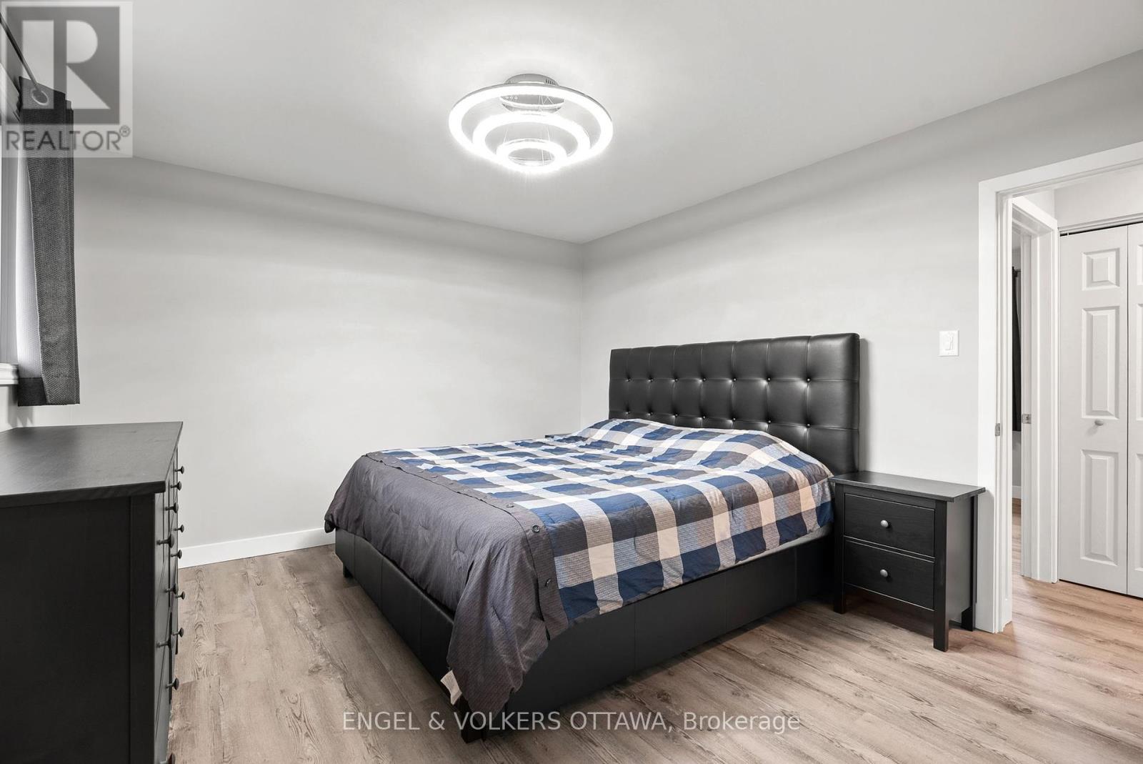 20 Gary Avenue, Ottawa, Ontario  K2G 3L3 - Photo 13 - X12437124