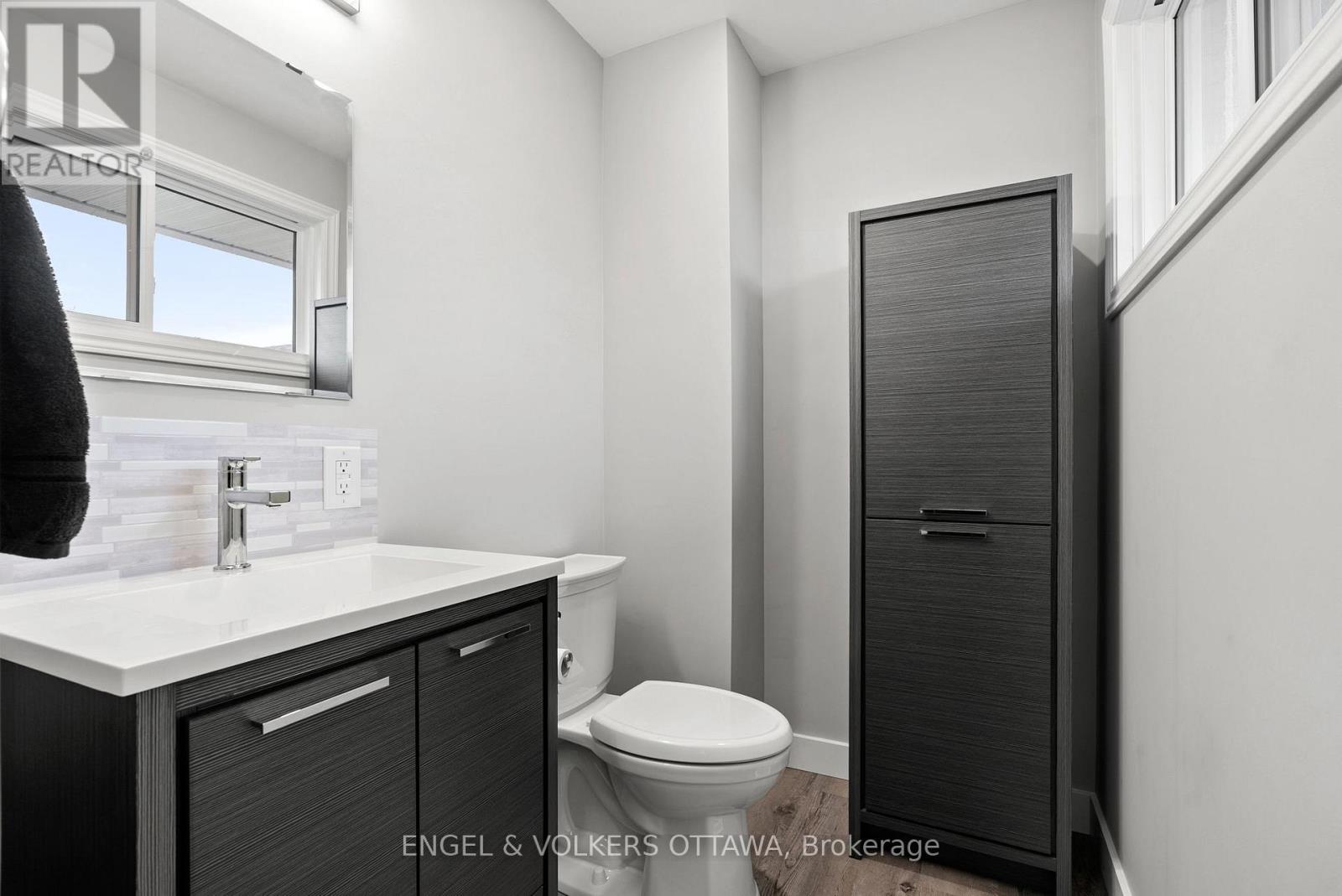 20 Gary Avenue, Ottawa, Ontario  K2G 3L3 - Photo 15 - X12437124
