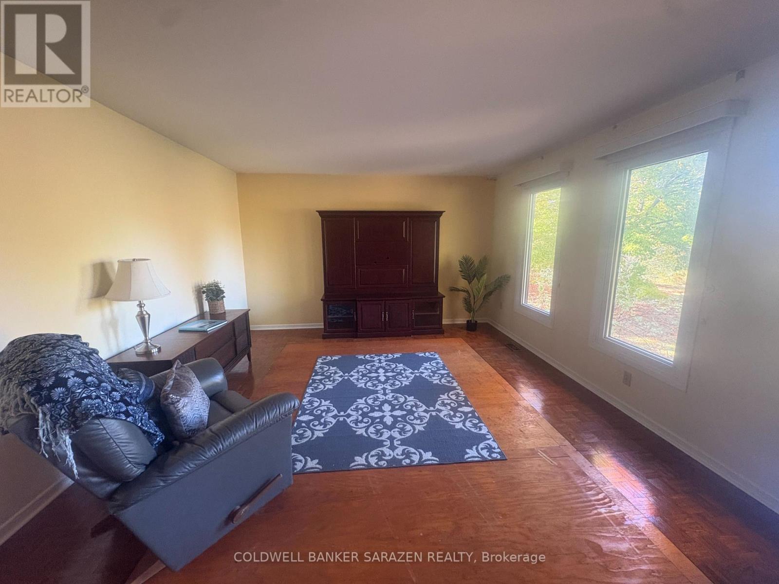 1273 Usborne Street, Mcnab/braeside, Ontario  K0A 1G0 - Photo 2 - X12438452