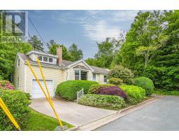 14 Retreat Avenue, Halifax, Ca