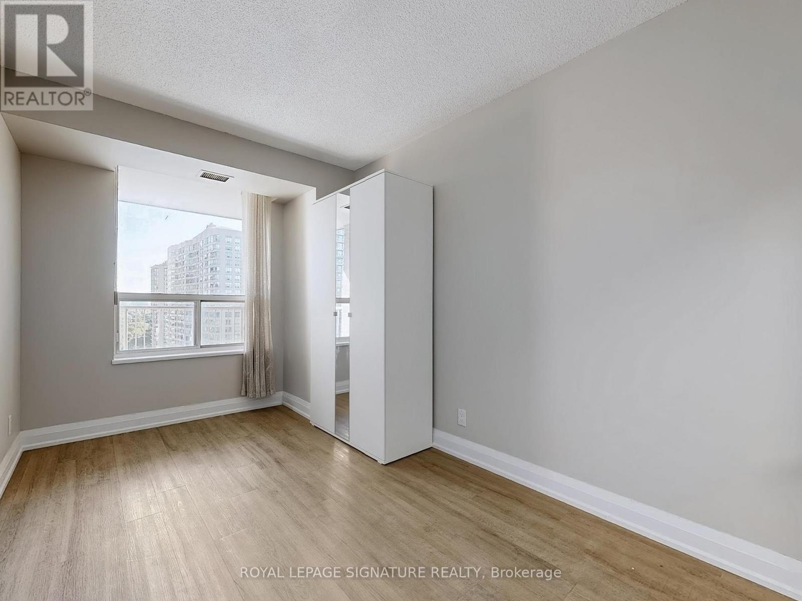 1505 - 100 Upper Madison Avenue, Toronto, Ontario  M2N 6M4 - Photo 14 - C12434184