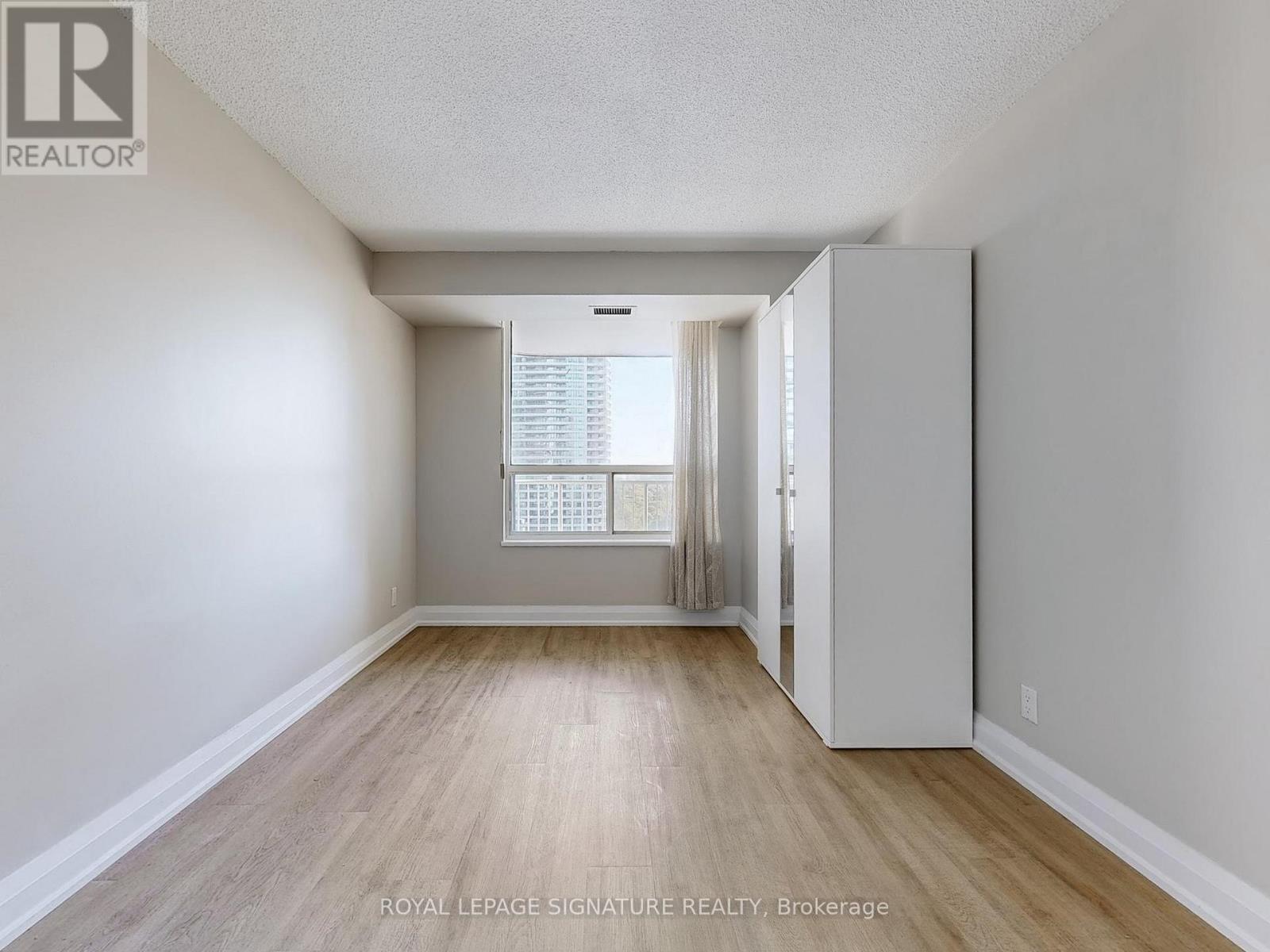 1505 - 100 Upper Madison Avenue, Toronto, Ontario  M2N 6M4 - Photo 15 - C12434184