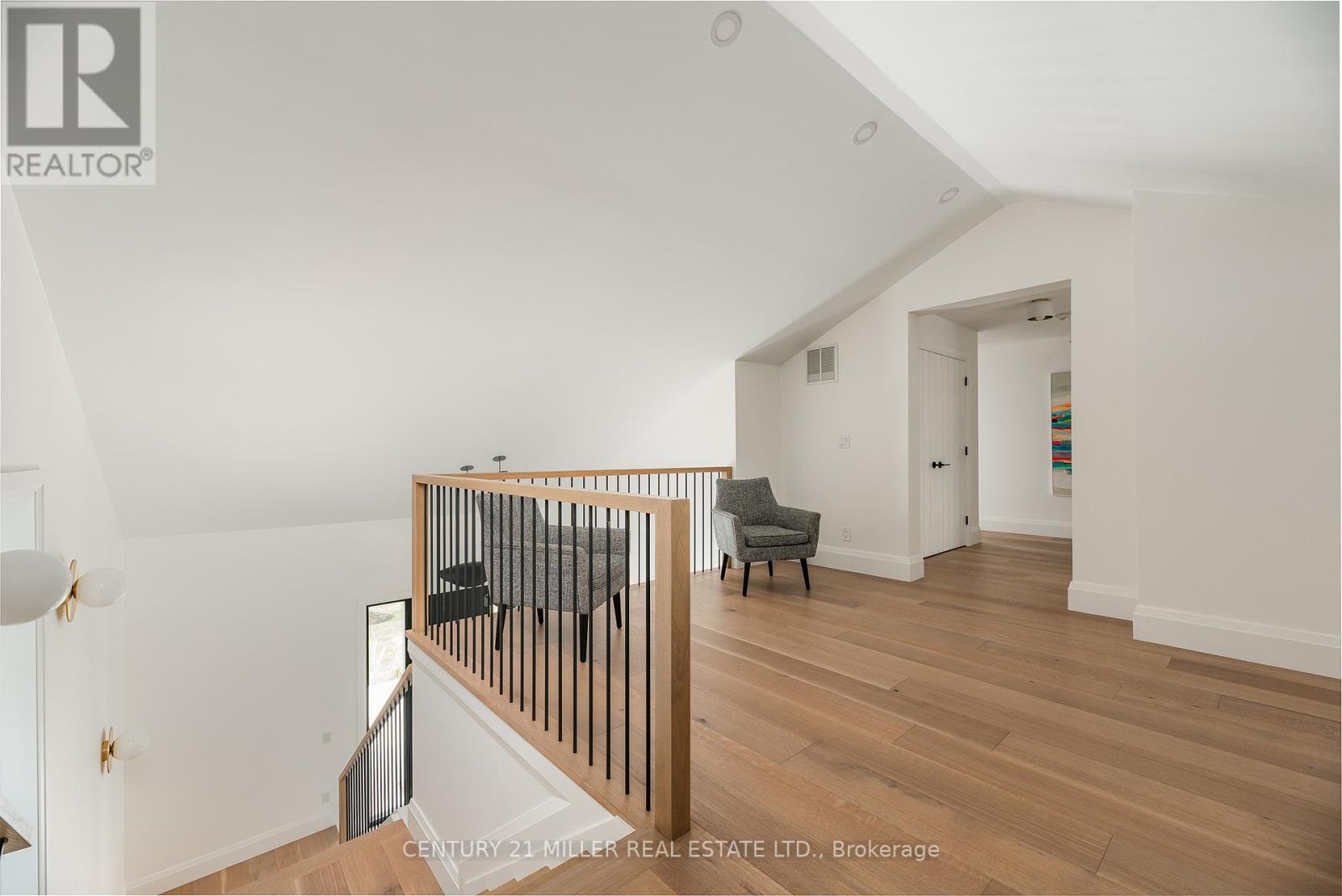 935 Harvey Place, Burlington, Ontario  L7T 3E9 - Photo 30 - W12439484
