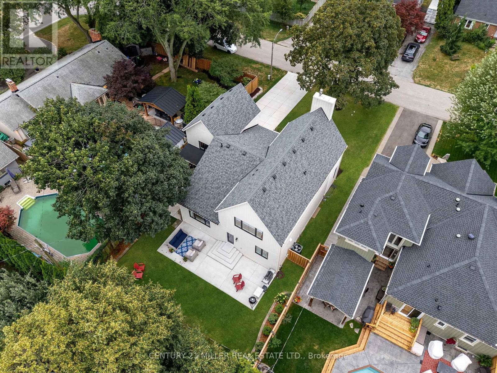 935 Harvey Place, Burlington, Ontario  L7T 3E9 - Photo 43 - W12439484