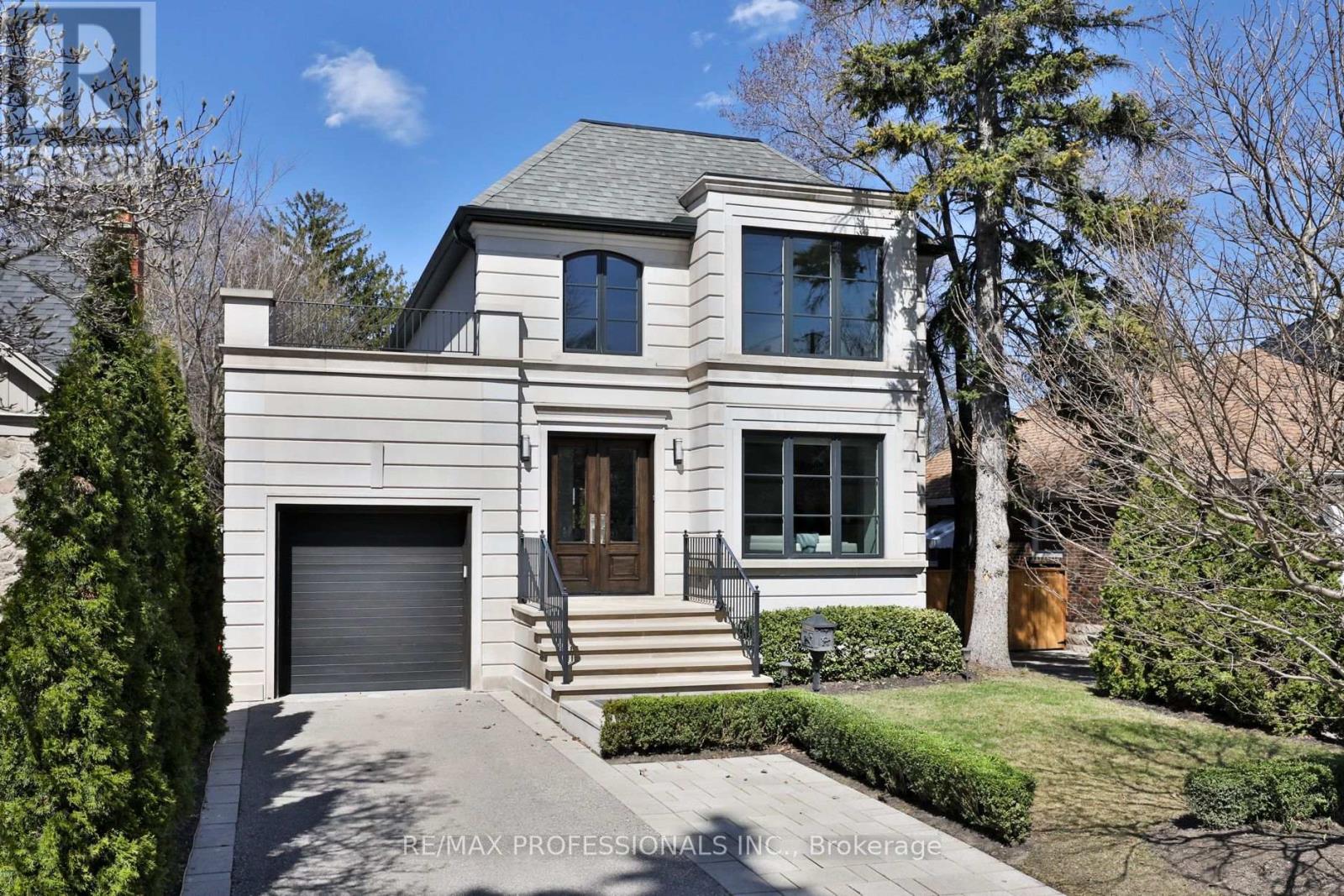 6 Meadowcrest Road, Toronto, Ontario  M8Z 2Y2 - Photo 1 - W12439518