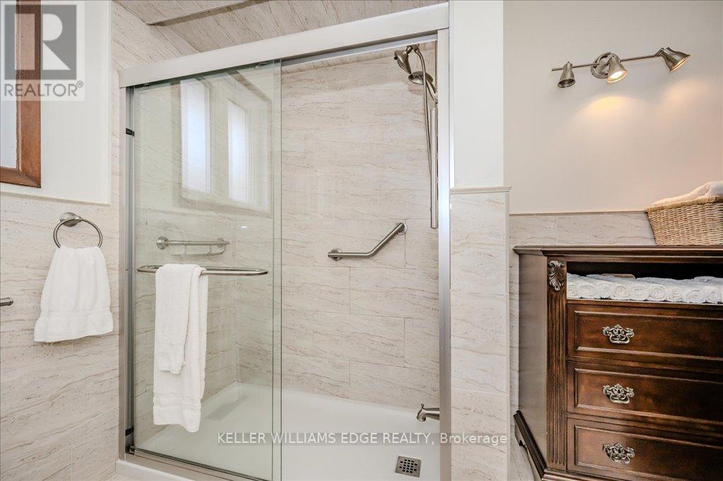 112 Linkdale Road, Brampton, Ontario  L6V 3A2 - Photo 20 - W12439522
