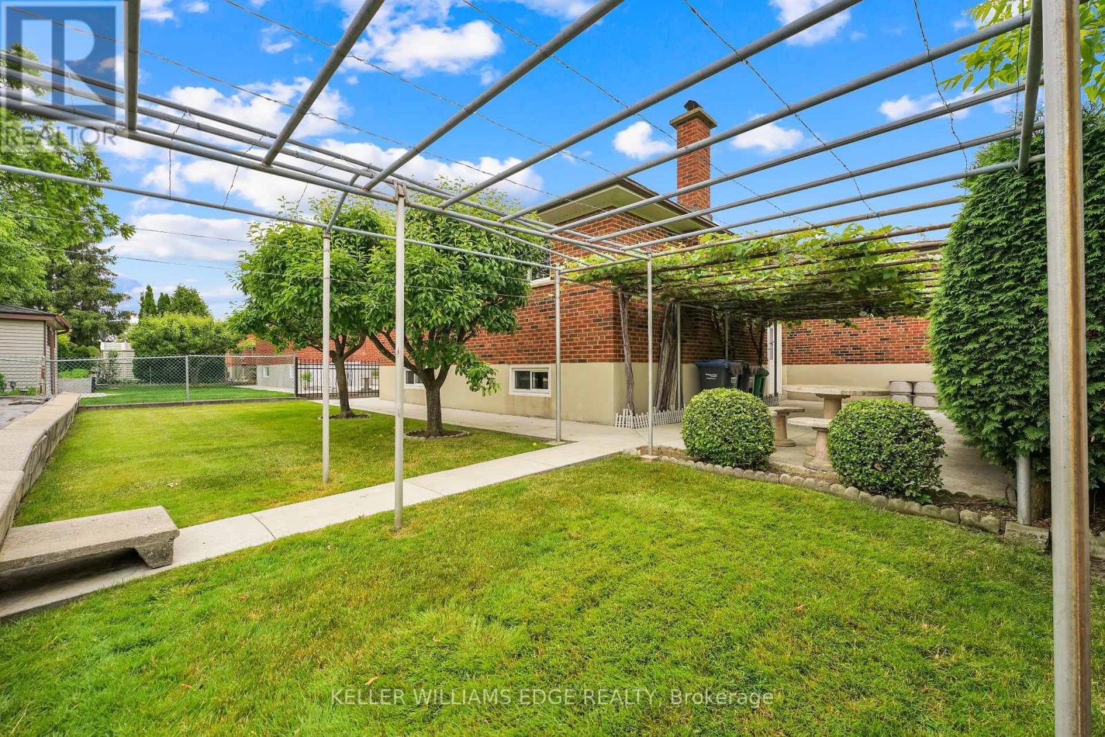 112 Linkdale Road, Brampton, Ontario  L6V 3A2 - Photo 34 - W12439522