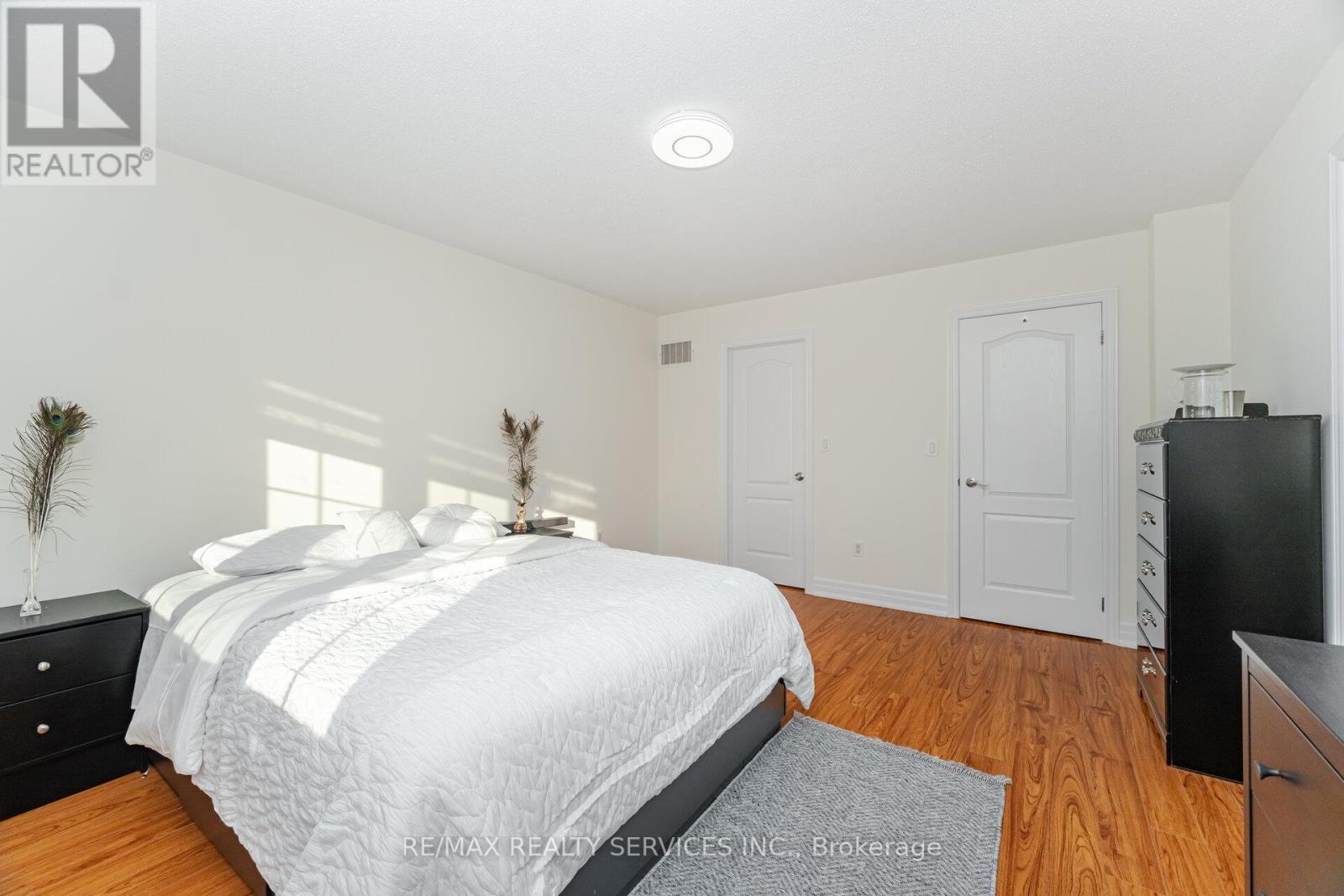 38 Delport Close, Brampton, Ontario  L6P 3T3 - Photo 22 - W12439550