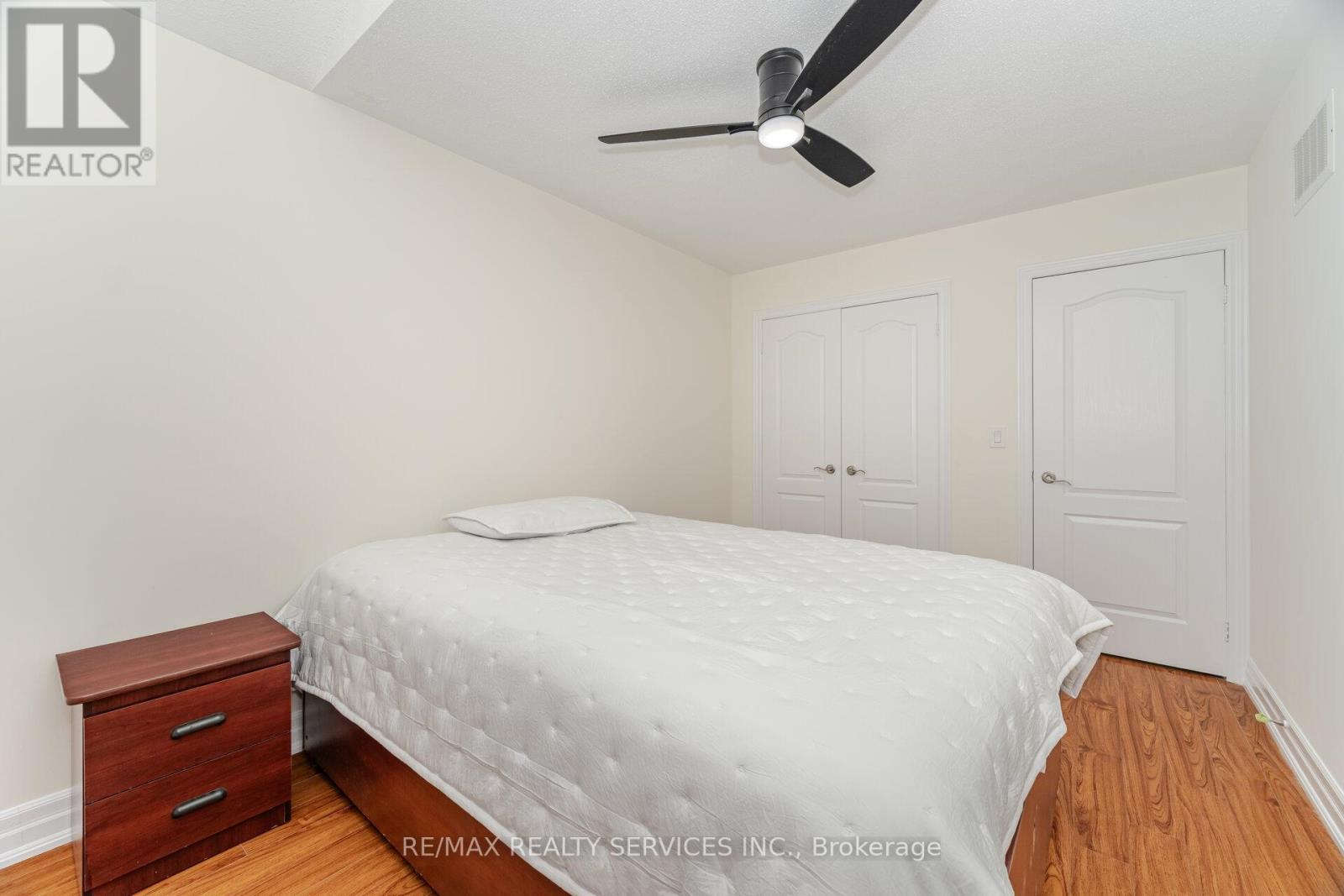 38 Delport Close, Brampton, Ontario  L6P 3T3 - Photo 27 - W12439550