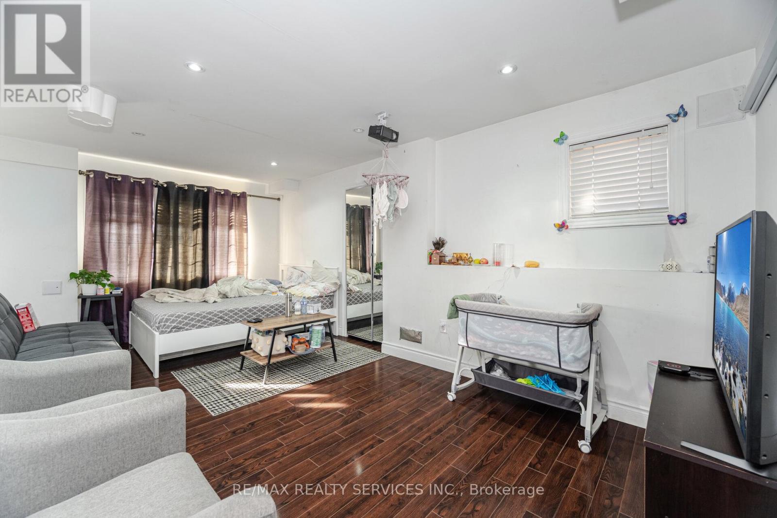 38 Delport Close, Brampton, Ontario  L6P 3T3 - Photo 34 - W12439550