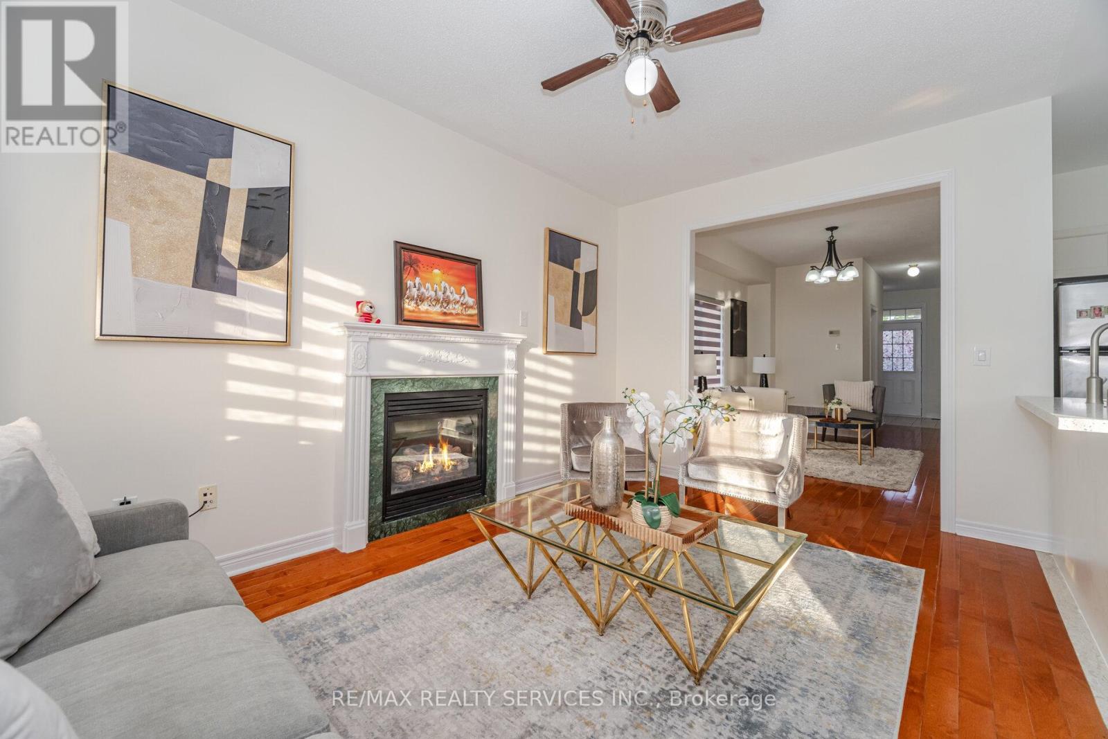 38 Delport Close, Brampton, Ontario  L6P 3T3 - Photo 7 - W12439550