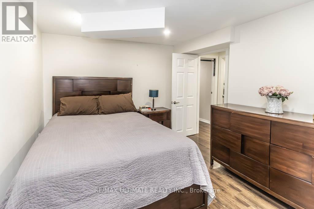 6869 Hickling Crescent, Mississauga, Ontario  L5N 4Y1 - Photo 34 - W12439566
